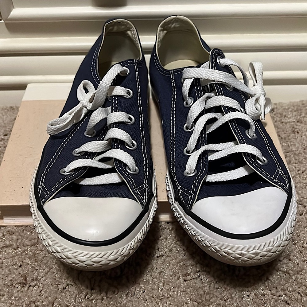 Kids blue converse size 3